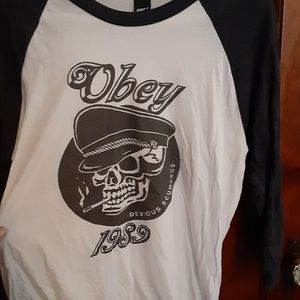 Obey baseball Tshirt